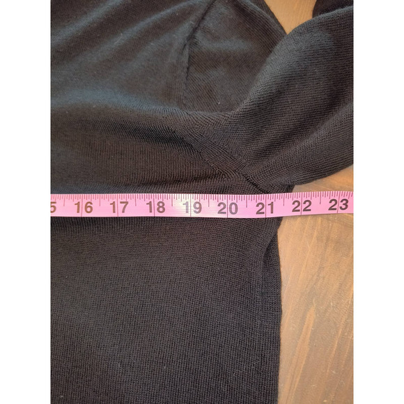 Banana Republic factory 100% Merino Wool Black Long Sleeve V-neck Sweater Sz Ll - Picture 11 of 13